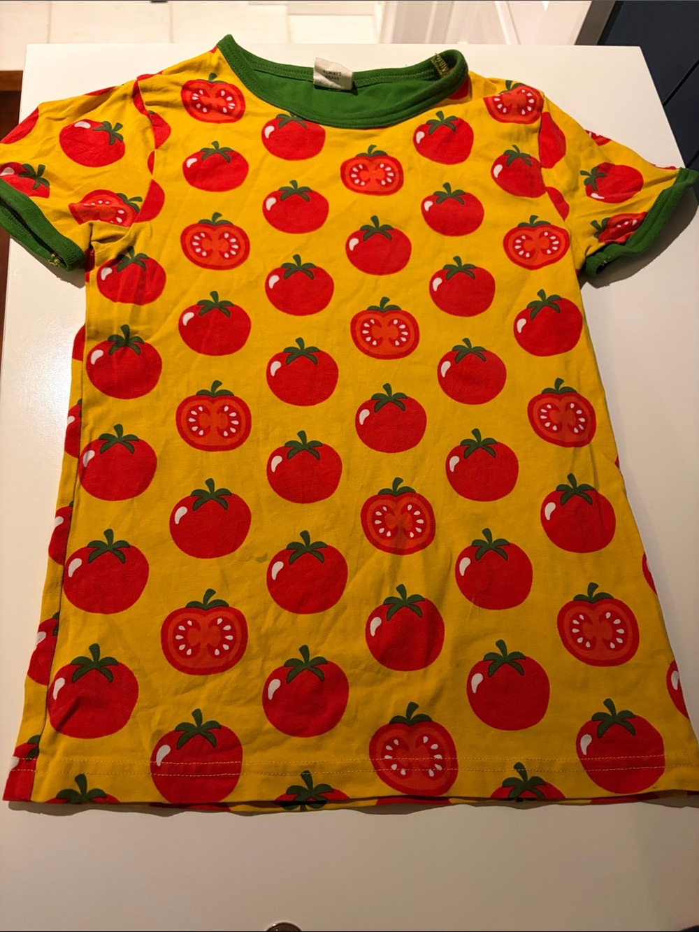 (Free with purchase) maxomorra tomato shirt